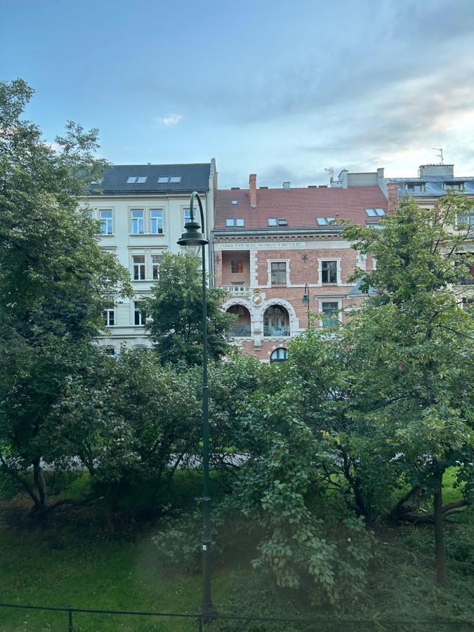 Kr Apartamenty Cracovie Extérieur photo